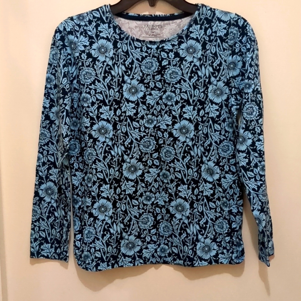 Talbots Floral Vine Print Long Sleeves Tee Size Mp